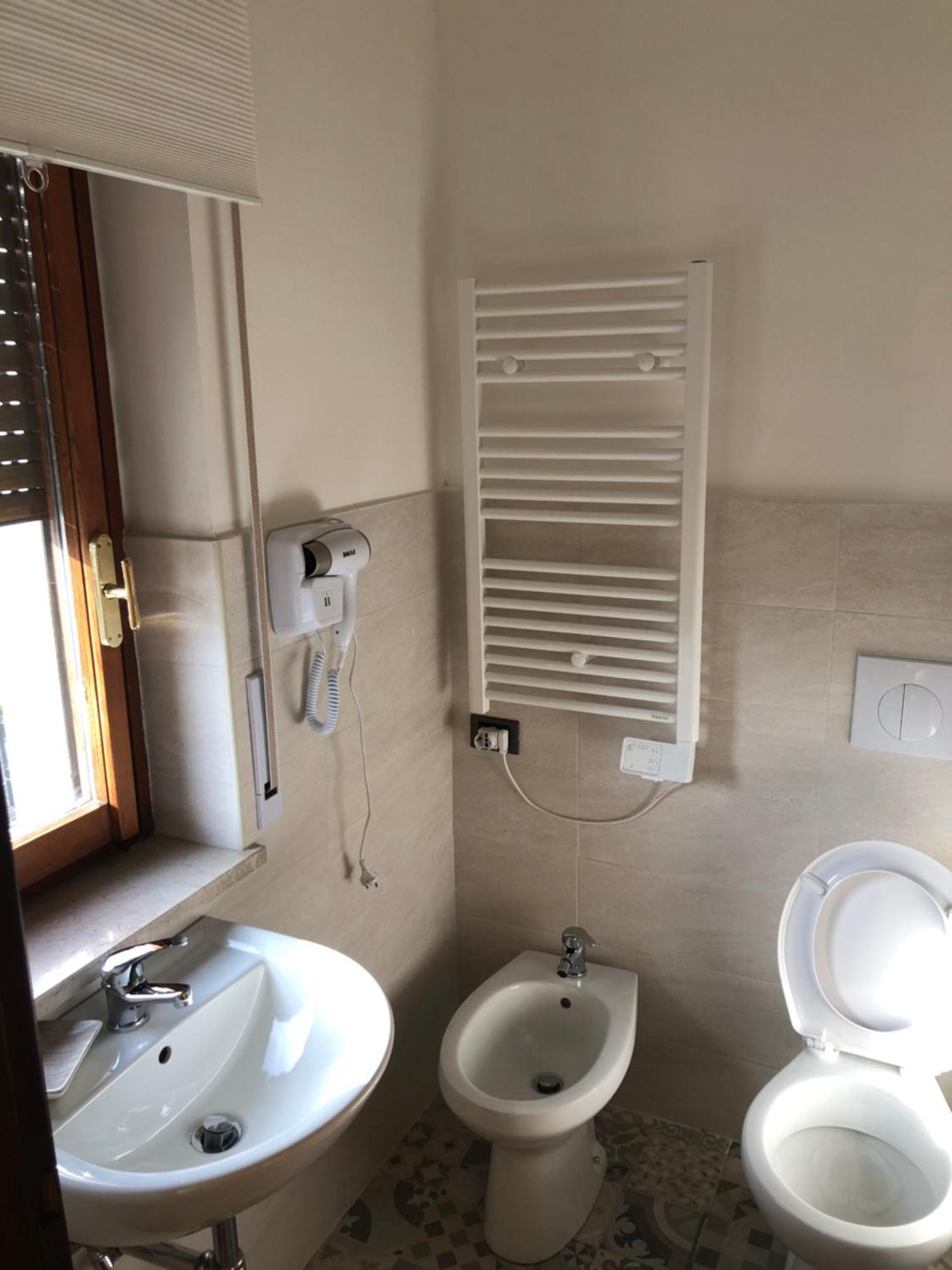 Moon River Guest House Pescara Buitenkant foto