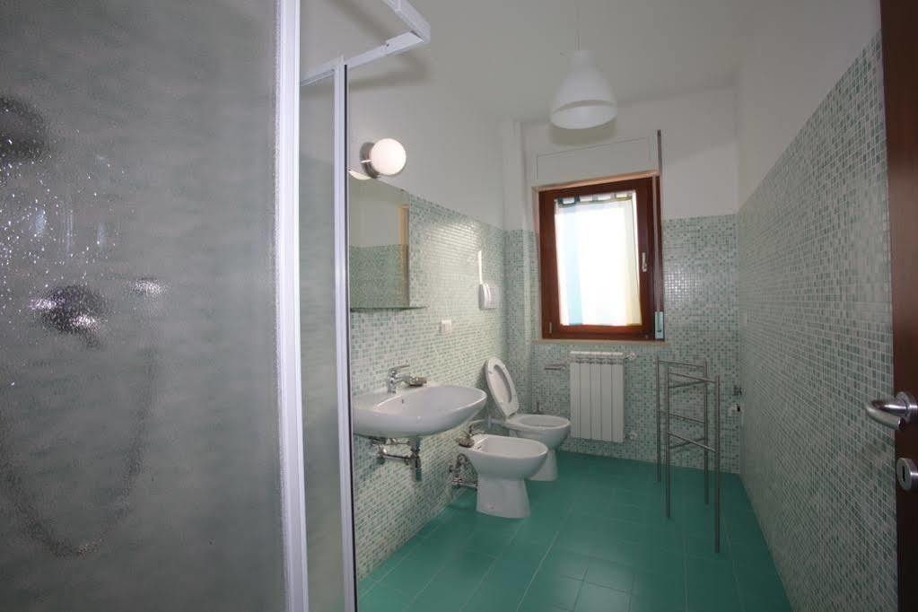 Moon River Guest House Pescara Buitenkant foto